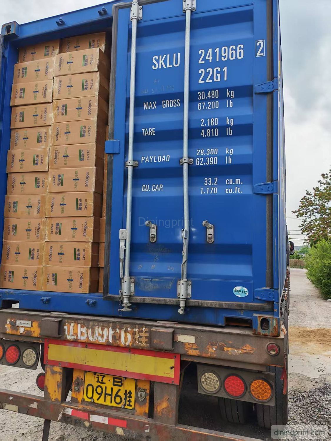 Export cartons of disposable chopsticks loaded into a shipping container